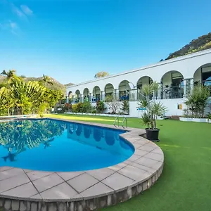 Amaroo On Mandalay, Magnetic Island Resort